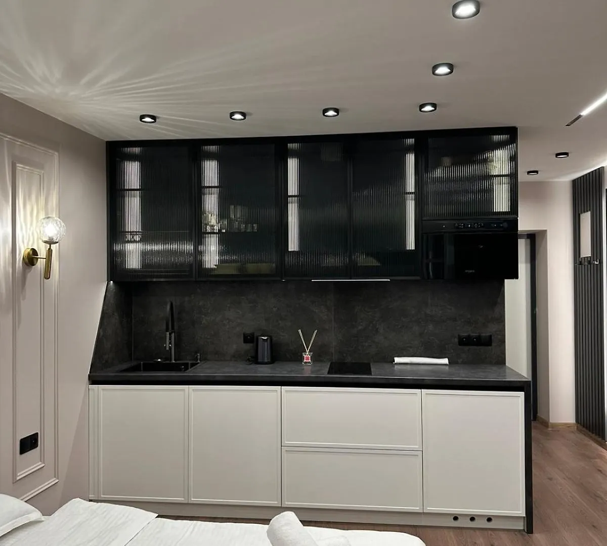 Leogrand Apartments On Virmenska 14 リヴィウ